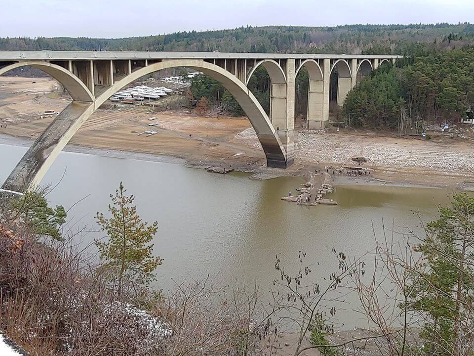 Pod Podolským mostem