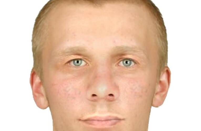 Poznáváte muže z fotografie?