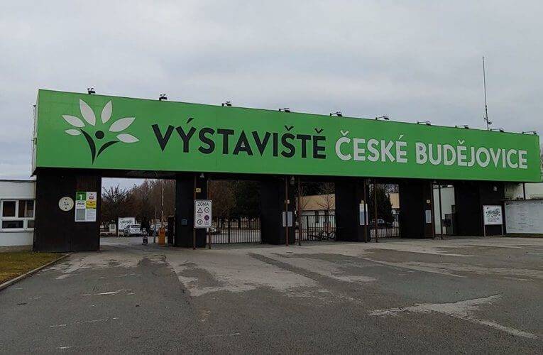 Země živitelka se posouvá na rok 2021