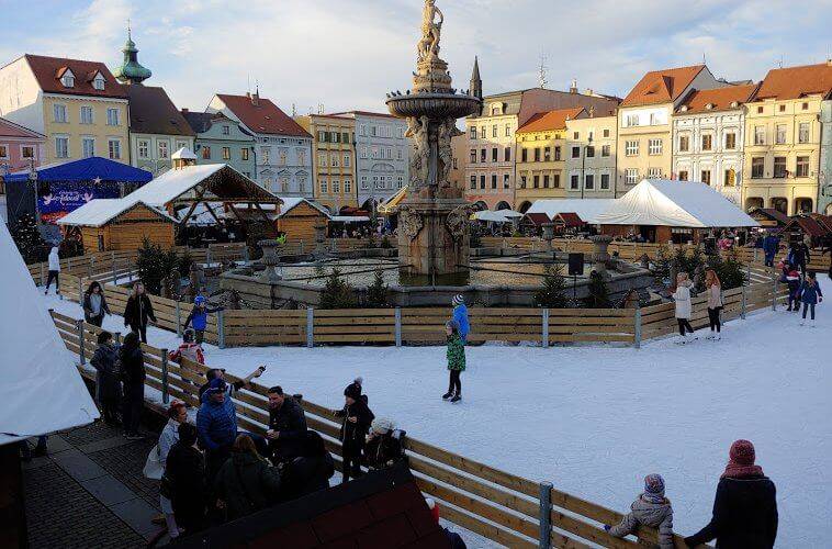 Covid zastavil anděla i trhy