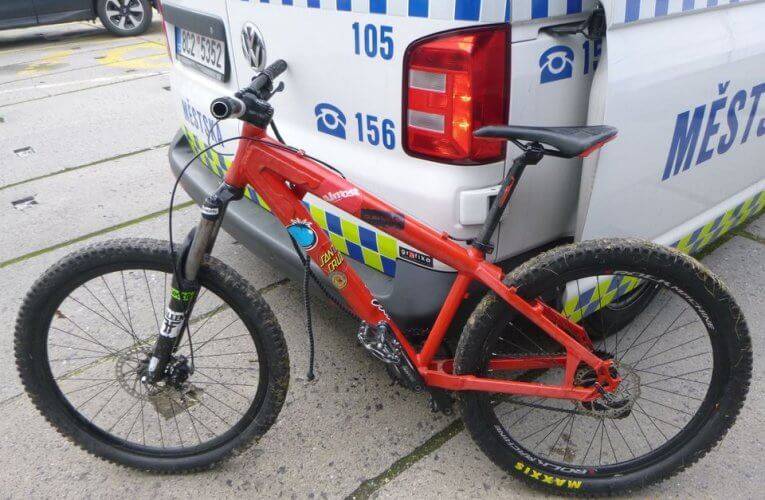 Strážníci vypátrali odcizené jízdní kolo