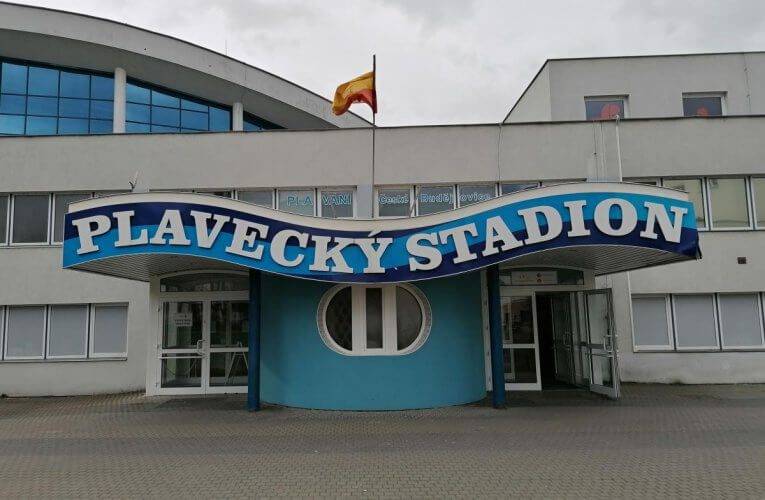 Olympionici mohou plavat zdarma