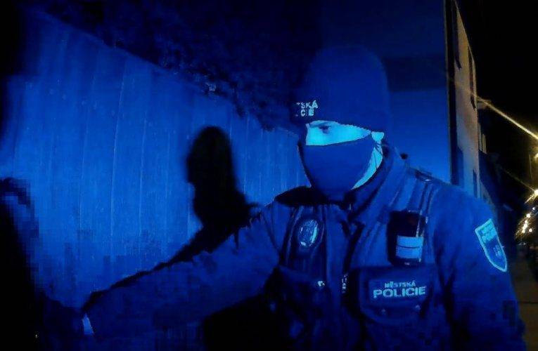 Na průběh novoročních oslav budou dohlížet strážníci