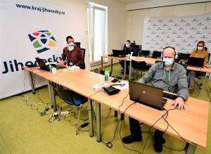 Očkovací linka pro seniory