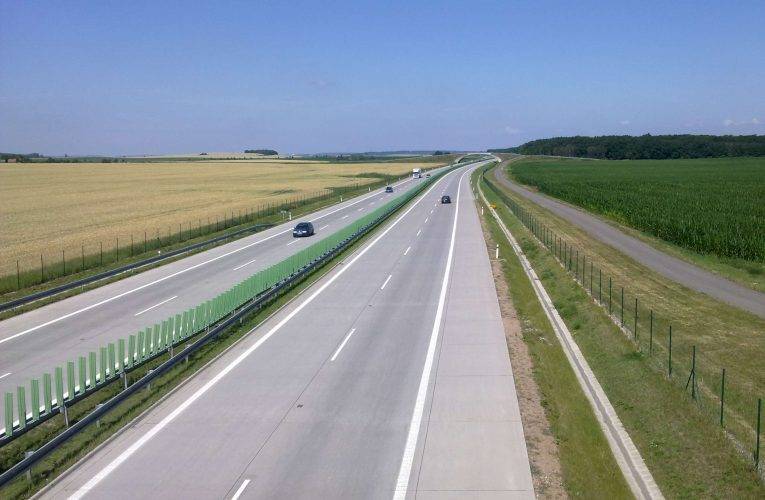 Krajský úřad vyvlastnil pozemky motocentra. ŘSD může rozšířit D3 u Tábora