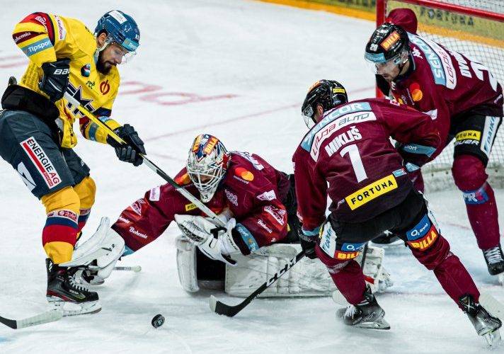 Motor porazil venku Spartu. Nadělil soupeři pět gólů