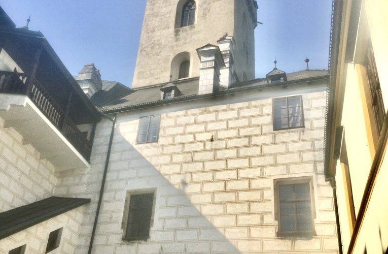 Hrad Rožmberk a zřícenina hradu Louzek