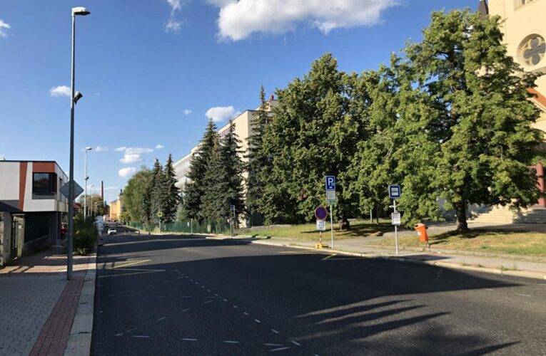 Ulice Boženy Němcové už je průjezdná