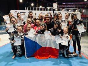 Zlaté medaile pro MOVE 21-min