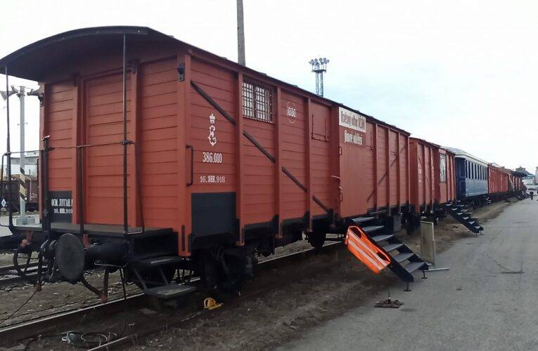 Legiovlak po roce opět zavítal do jižních Čech, podívejte se kde ho potkáte