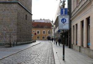 Zklidnění dopravy v centru soud zrušil