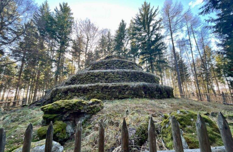 Waldviertlerská kamenná pyramida