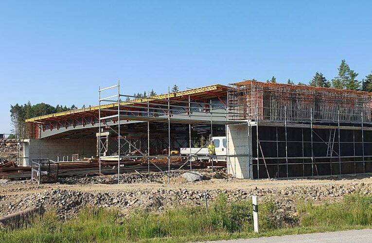 Výstavba dálnice uzavře silnici na Kaplici, objížďky vedou i přes Český Krumlov