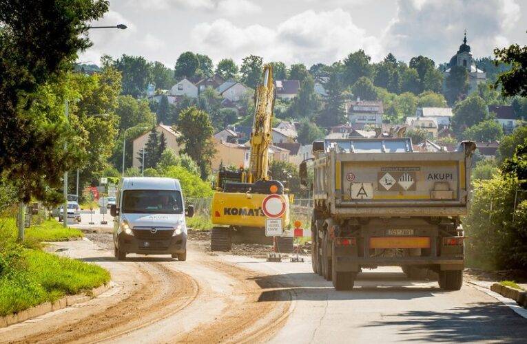 Dobrovodskou řidiči projedou už v pondělí 26. června