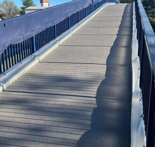 Oprava lávky u Stromovky dokončena v předstihu a otevřena