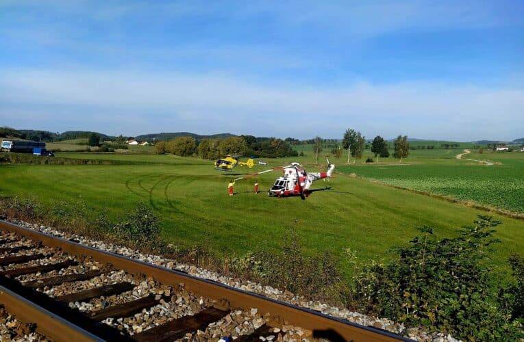 Nehoda osobního vlaku a rychlíku mezi Zliví a Dívčicemi si vyžádala 40 zraněných