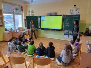 ZŠ Vl. Rady nova tabule-min