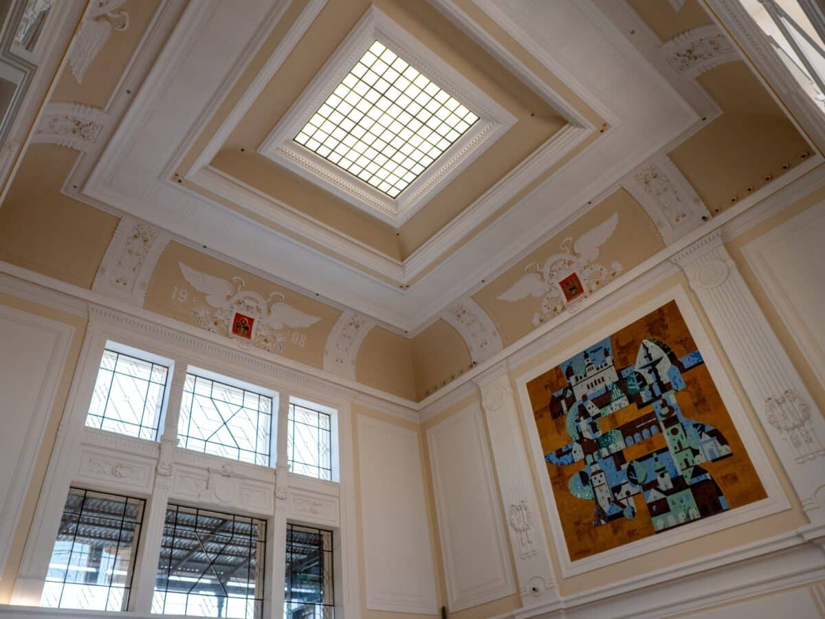 C-Budejovice-hl-n-001-min