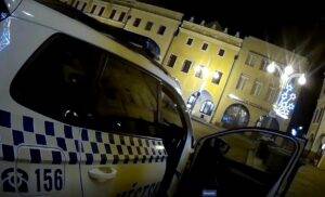 Potyčku před barem-min