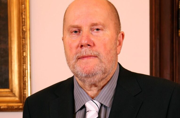 Zemřel karikaturista Václav Johanus, kreslil pro Mladý svět i Dikobraz. Vlastnil známou galerii Hrozen