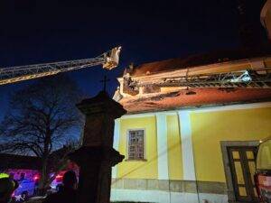 chlum u trebone kostel 7-min