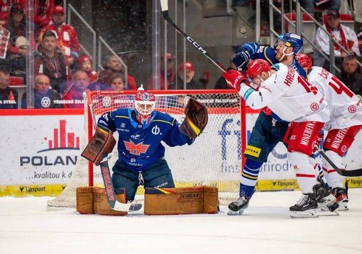 První zápas vyhrál Třinec. Motor vyšel střelecky naprázdno