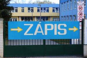 zapis-min