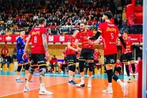 jihostroj vitezi i podruhe-min