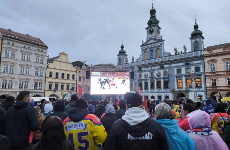 Hokejový zážitek na náměstí v Českých Budějovicích!