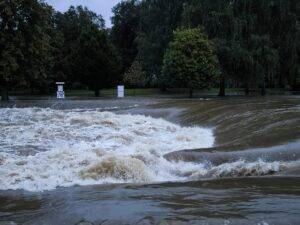 maly jez povoden-min