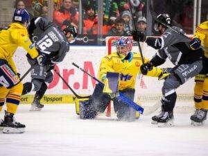 Z Karlových Varů si Motor odváží dvoubodové vítězství. Dokázal vyrovnat dvacet vteřin před koncem zápasu Motor vyrovnal dvacet vteřin před koncem zápasu-min