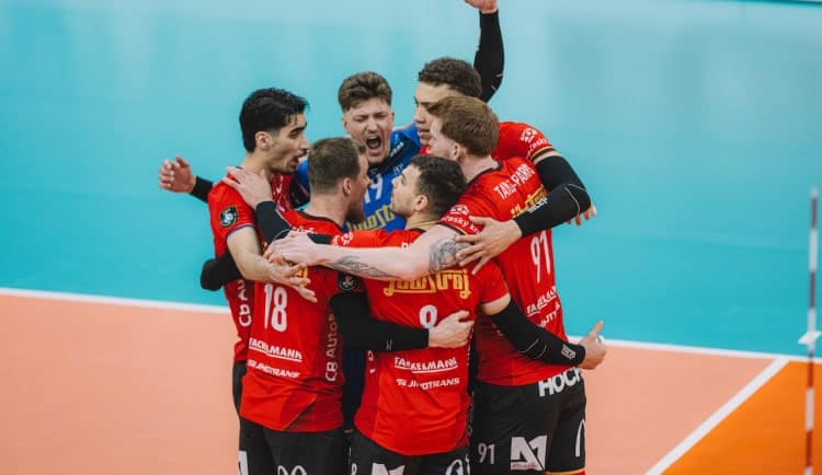 Znovu tie-break s Benátkami! Vítězství 3:2 urval Jihostroj