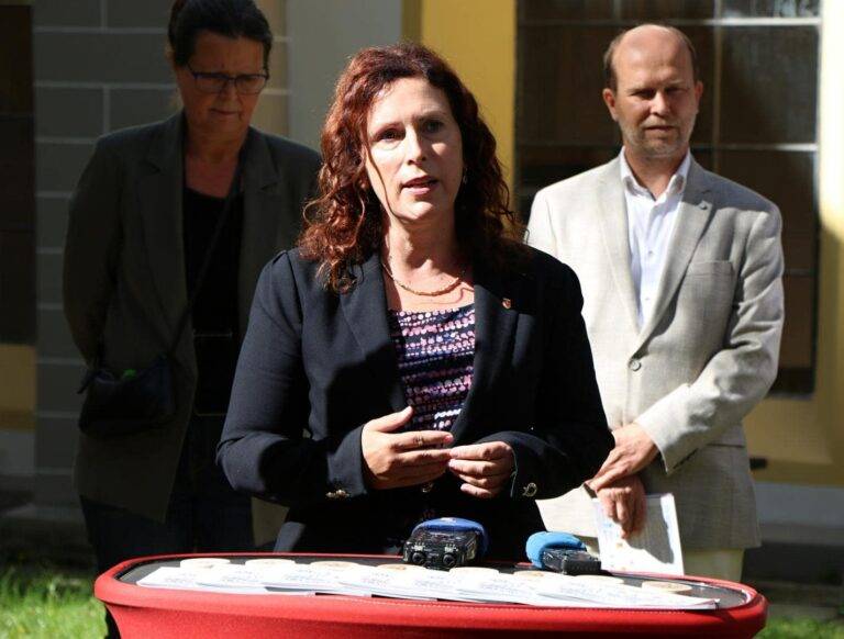 hlavní město památek 5-min