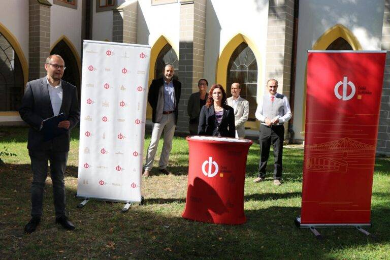 hlavní město památek 7-min