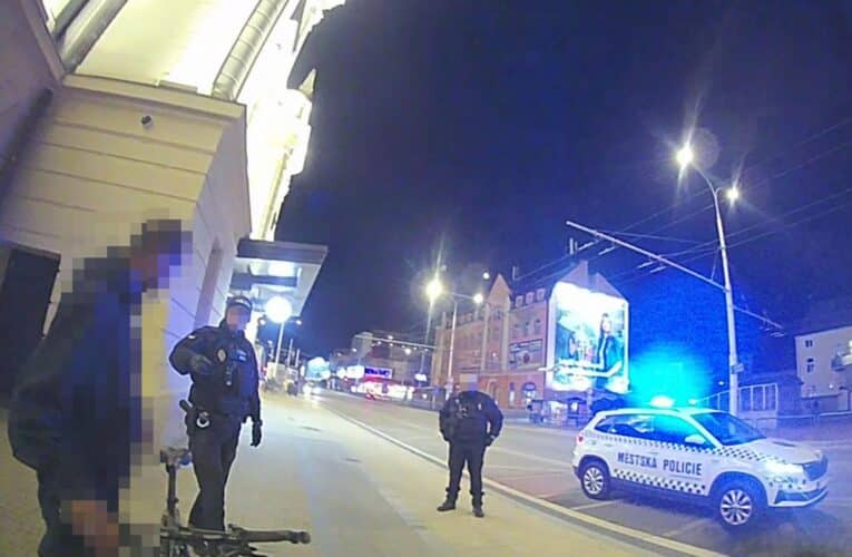 Díky svědkům a rychlému zásahu hlídky městské policie se podařilo zachránit další jízdní kolo ze spárů zloděje