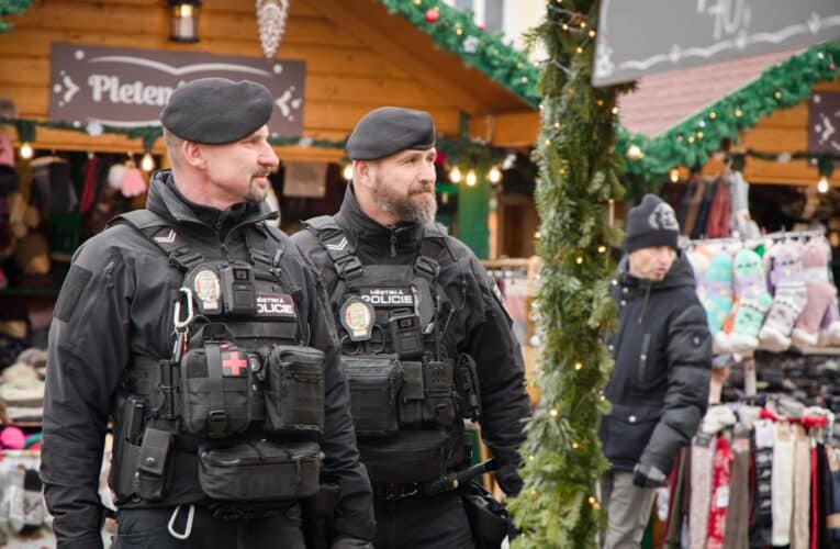 Městská policie posílila dohled na vánočních trzích a doprovodných adventních akcích