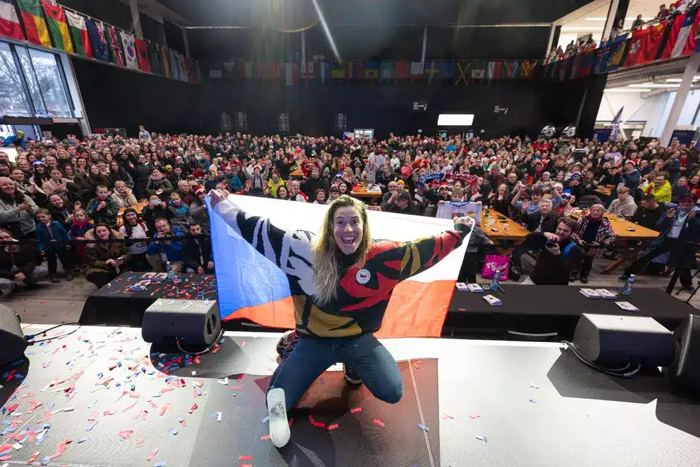 Stříbrná medaile v kapse. Šampionku Adamczykovou přívitali fanoušci na Olympijském festivalu