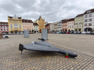 dron namesti cb