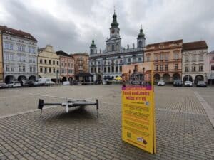dron namesti cb 4