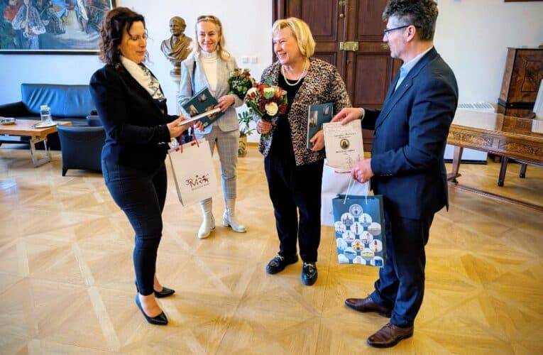 O centrech excelence se hovořilo na radnici