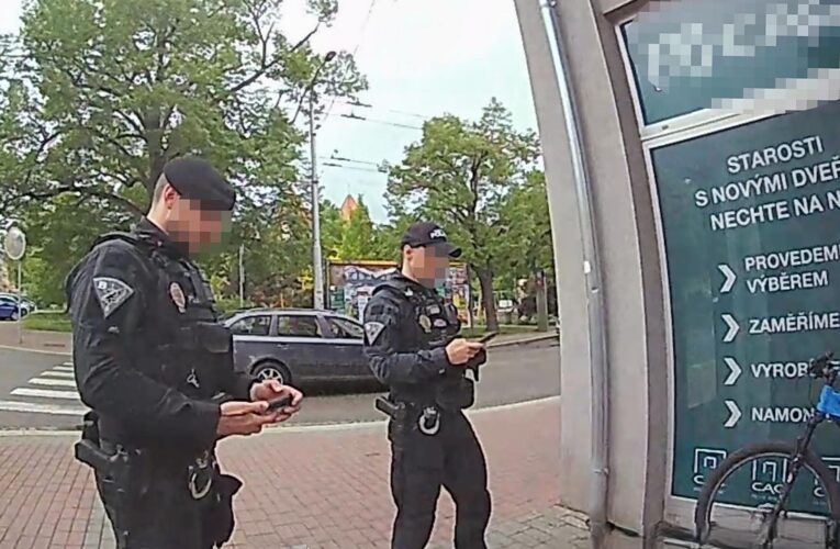 Strážníci zkontrolovali jedno jízdní kolo a vyslechli tři nedůvěryhodné historky. Bicykl skončil v rukou policistů
