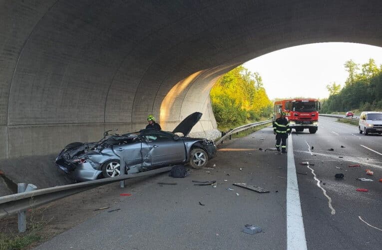 Vážná nehoda na dálnici D3 u Plané nad Lužnicí: Zraněný muž skončil na plicní ventilaci, vrtulník ho transportoval do Budějovic