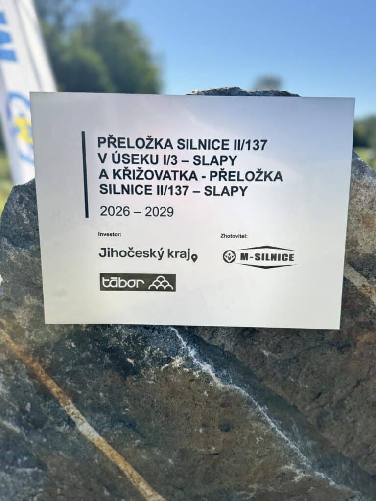 Po letech příprav se začíná stavět. Kraj zahajuje přeložku silnice mezi Táborem a Slapy